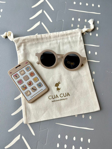 Gift bag de lentes + mordedera celular tonos latte