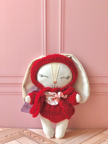 Coneja con set floral crochet rojo (Colección pascua edición limitada)